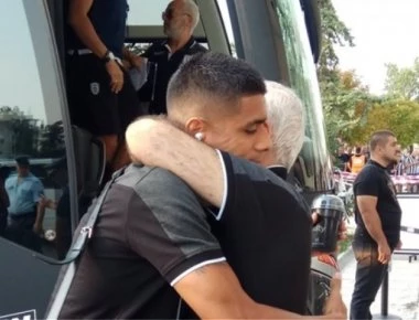 Ο Ιβάν Σαββίδης υποδέχτηκε τον ΠΑΟΚ στην Τούμπα